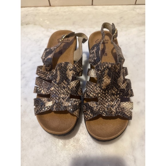Clarks Shoes - Clarks Leximari Gold‎ Beige Snake Print Cushion Soft Sandals US 6.5W